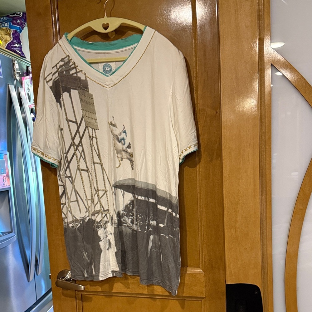 Double D Ranch Cream and Gray Graphic V-Neck Tee